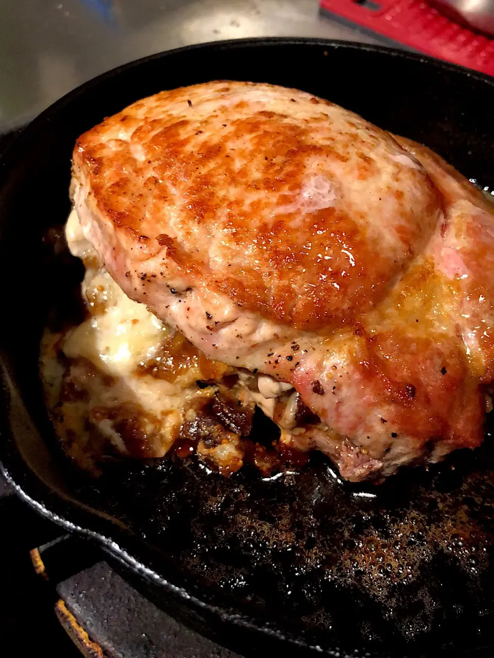 Gorgonzola and Fig Stuffed Pork Chop|Chris Shannonさん