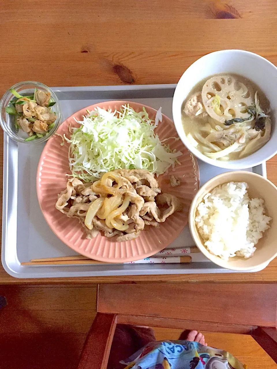 晩ごはん。生姜焼き定食。|みぽさん