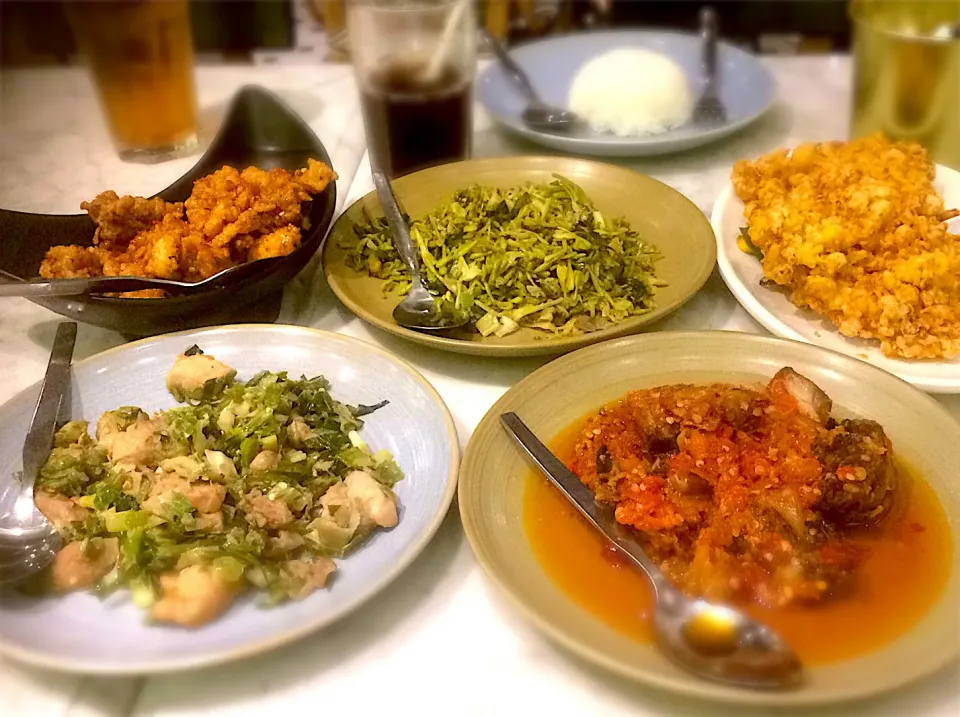 Manado Cuisine  #indonesiancuisine|Principle In Eateryさん