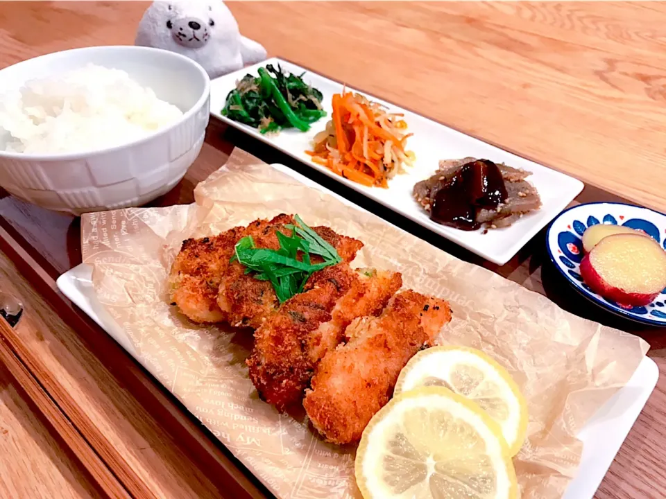 11/10大葉鷄スティック揚げ定食🐔🌟
         うまく棒状に切れんかった✂️笑|おーやんさん