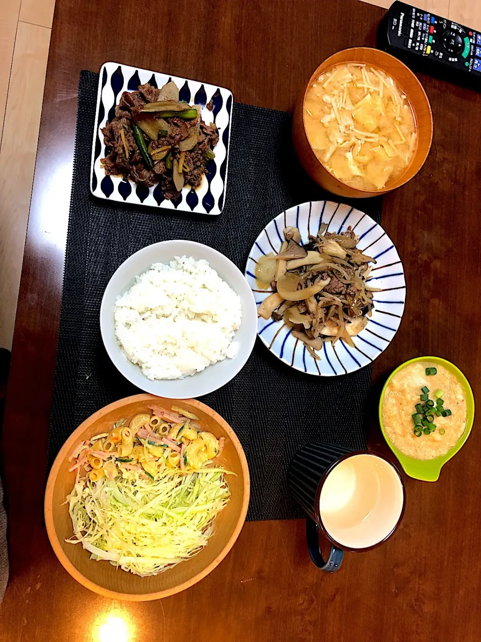 牛肉しぐれ煮とろろご飯|りーちゃんさん