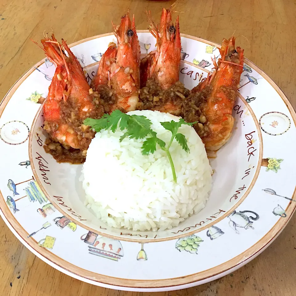 Snapdishの料理写真:Rice with tiger prawn|Madam Chuoさん