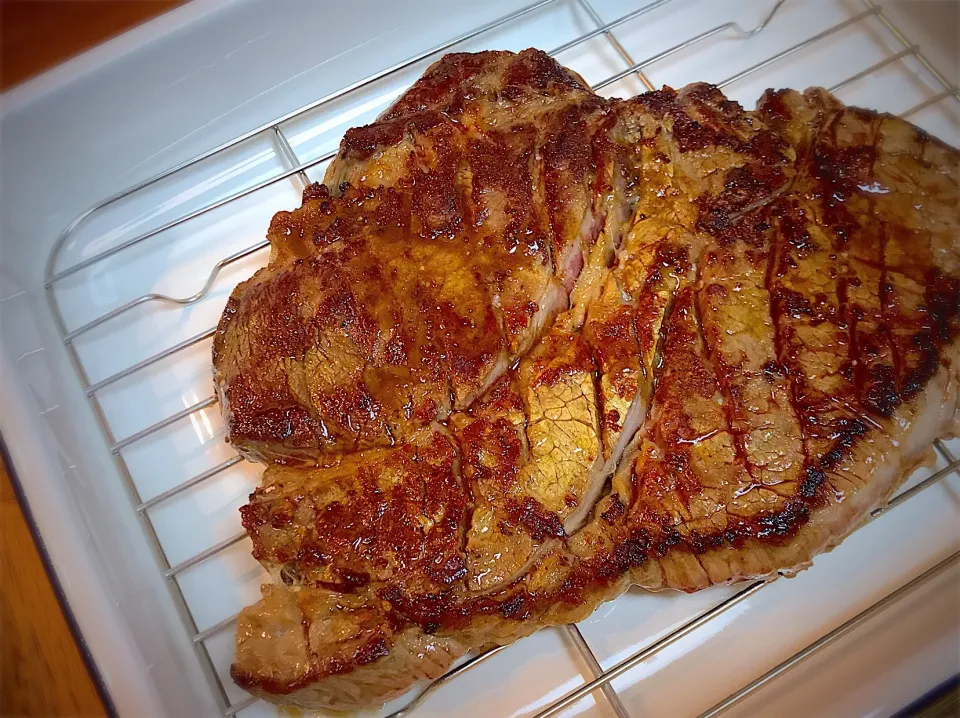 やっすいお肉でステーキ🥩|ちまさん