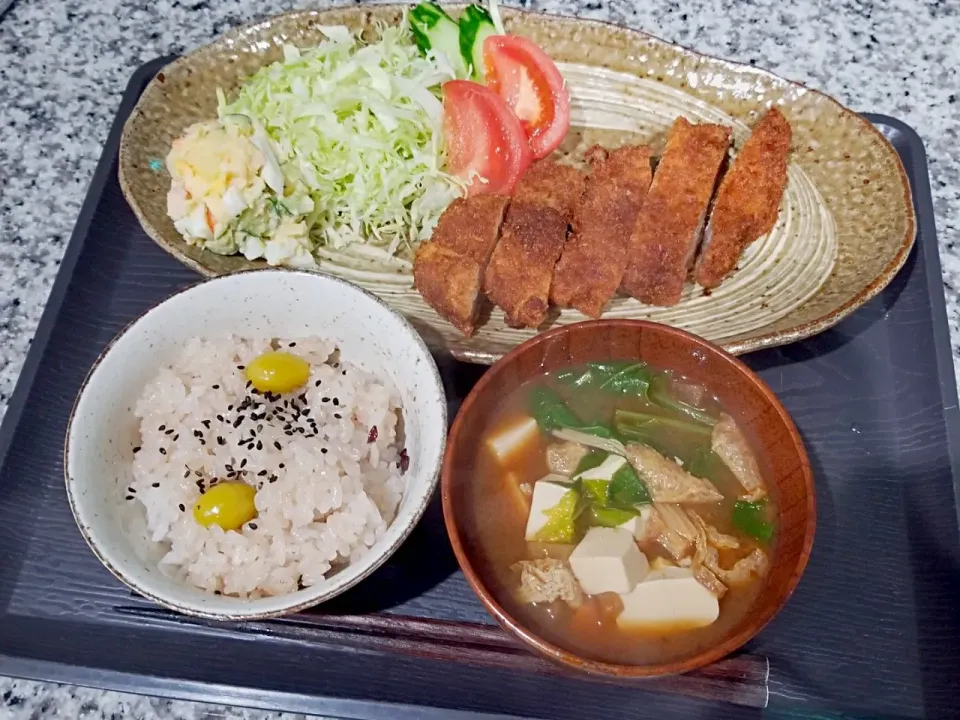 ・銀杏赤飯
・豚カツ
・味噌汁|あぁちゃんさん