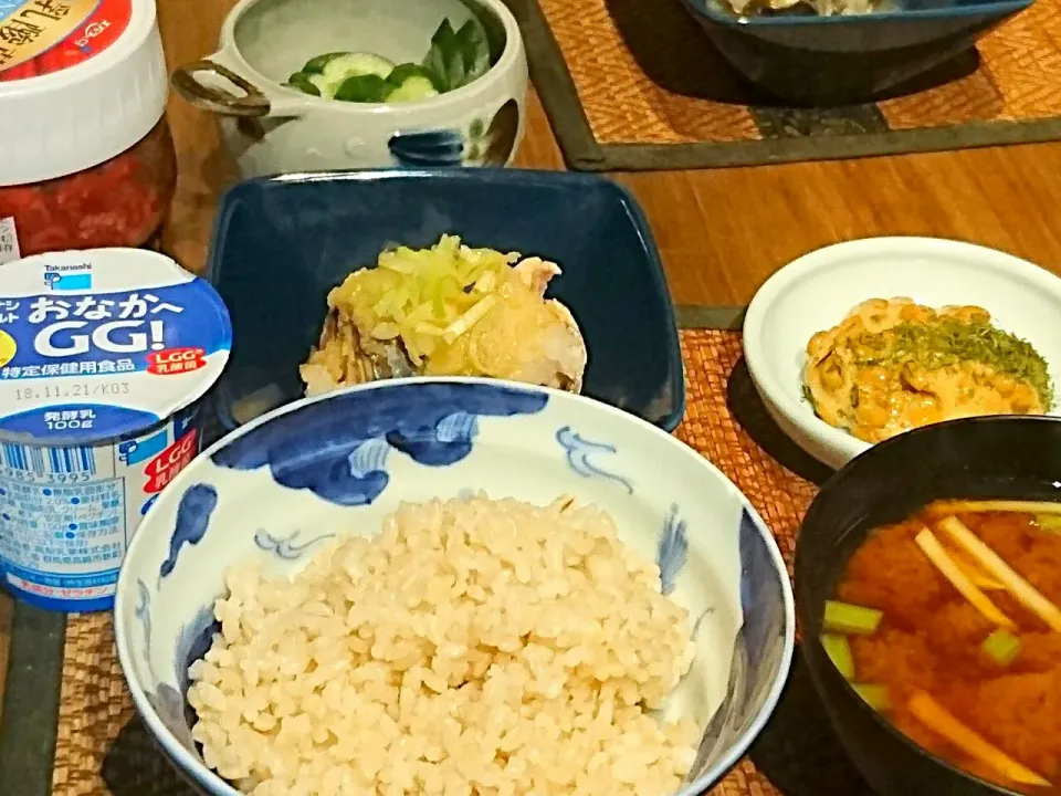 サバ缶&納豆&大根の葉のの味噌汁|まぐろさん