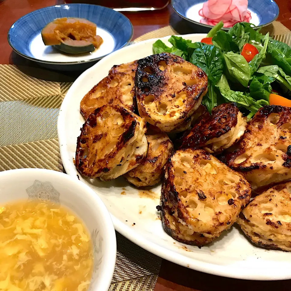 今日の晩御飯
れんこんはさみ焼き|mokoさん