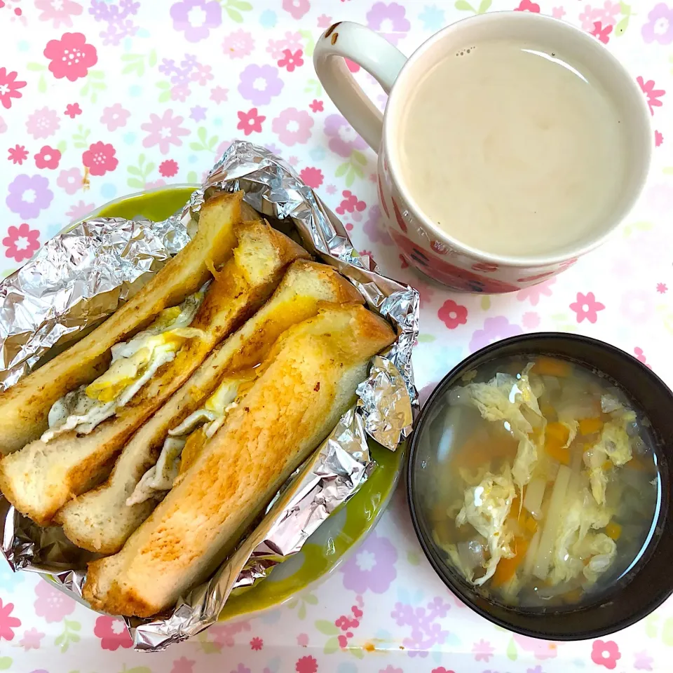 目玉焼きのホットサンド|のぞみさん