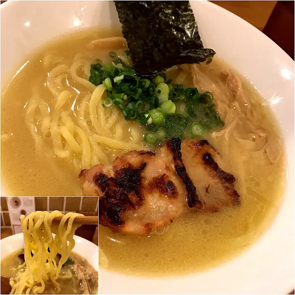 Snapdishの料理写真:ラーメンぽてり・太麺に変更@鶏ポタラーメンTHANK(神田)|塩豚骨さん