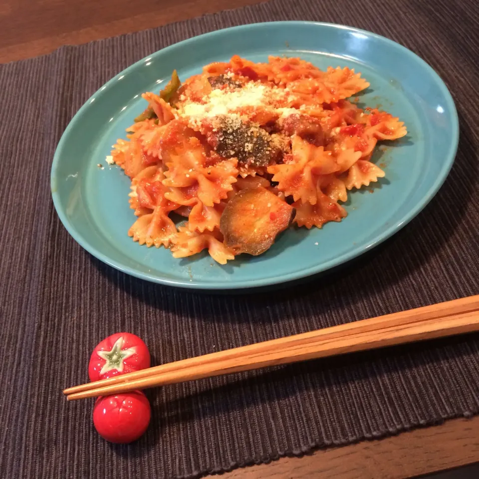 茄子とトマトのリボンパスタ|モスグリーンさん