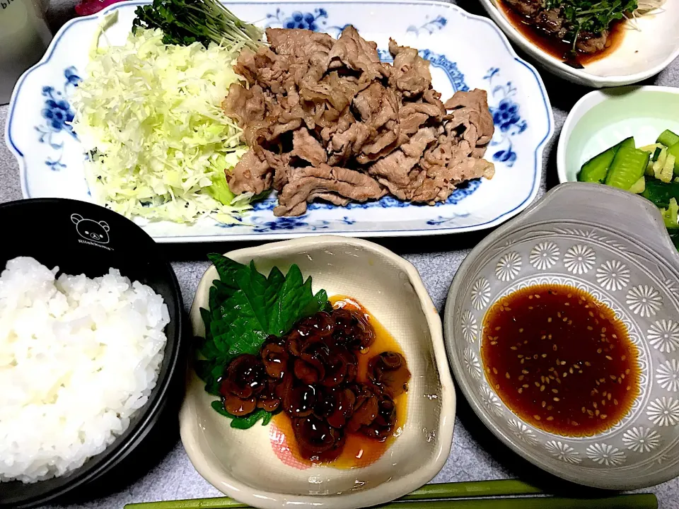 甘ダレのシリーズは永遠に食べられる気がするww  #夕飯 白米、赤貝、豚肉キャベツ(エバラ甘ダレで)、ブロッコリーの新芽、しそ|ms903さん