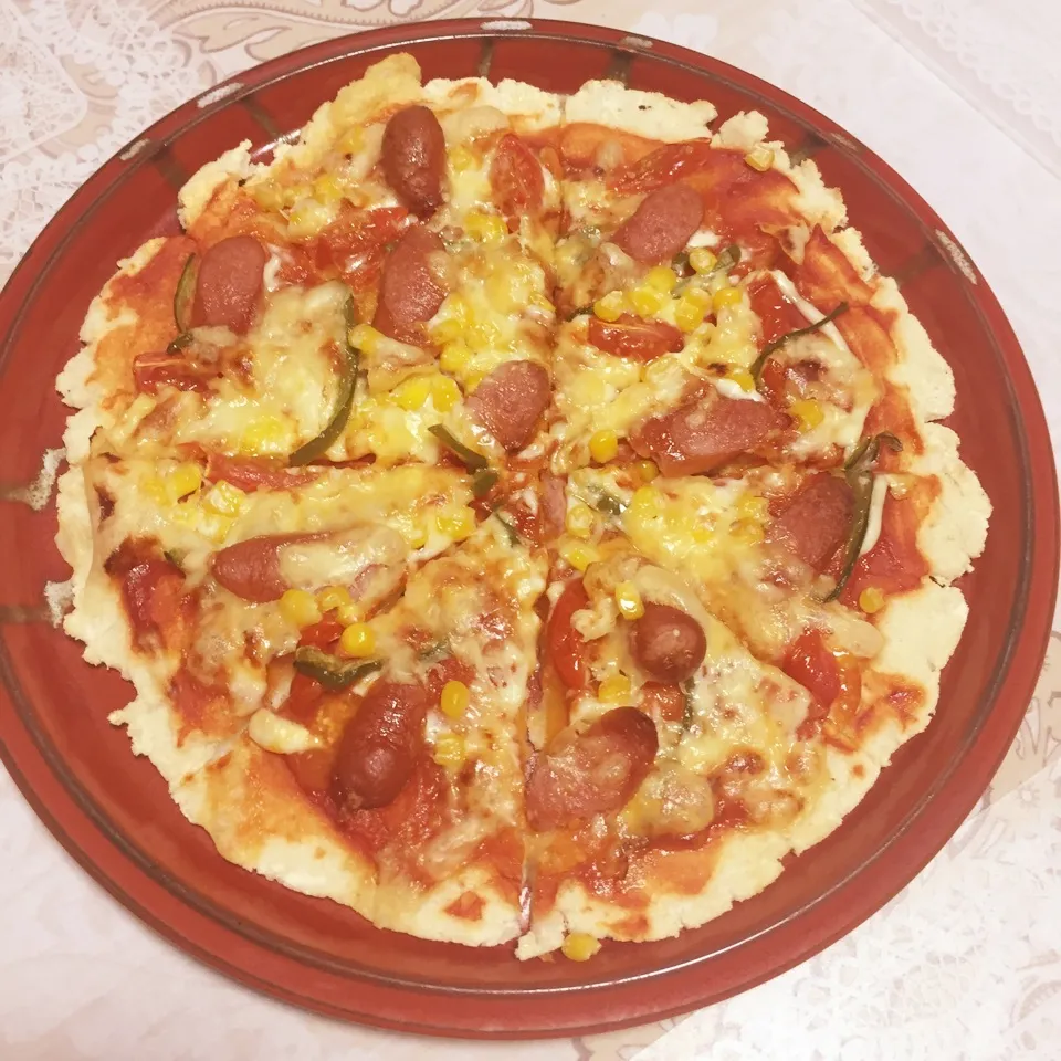 Snapdishの料理写真:簡単おからピザ🍕|pimoriさん