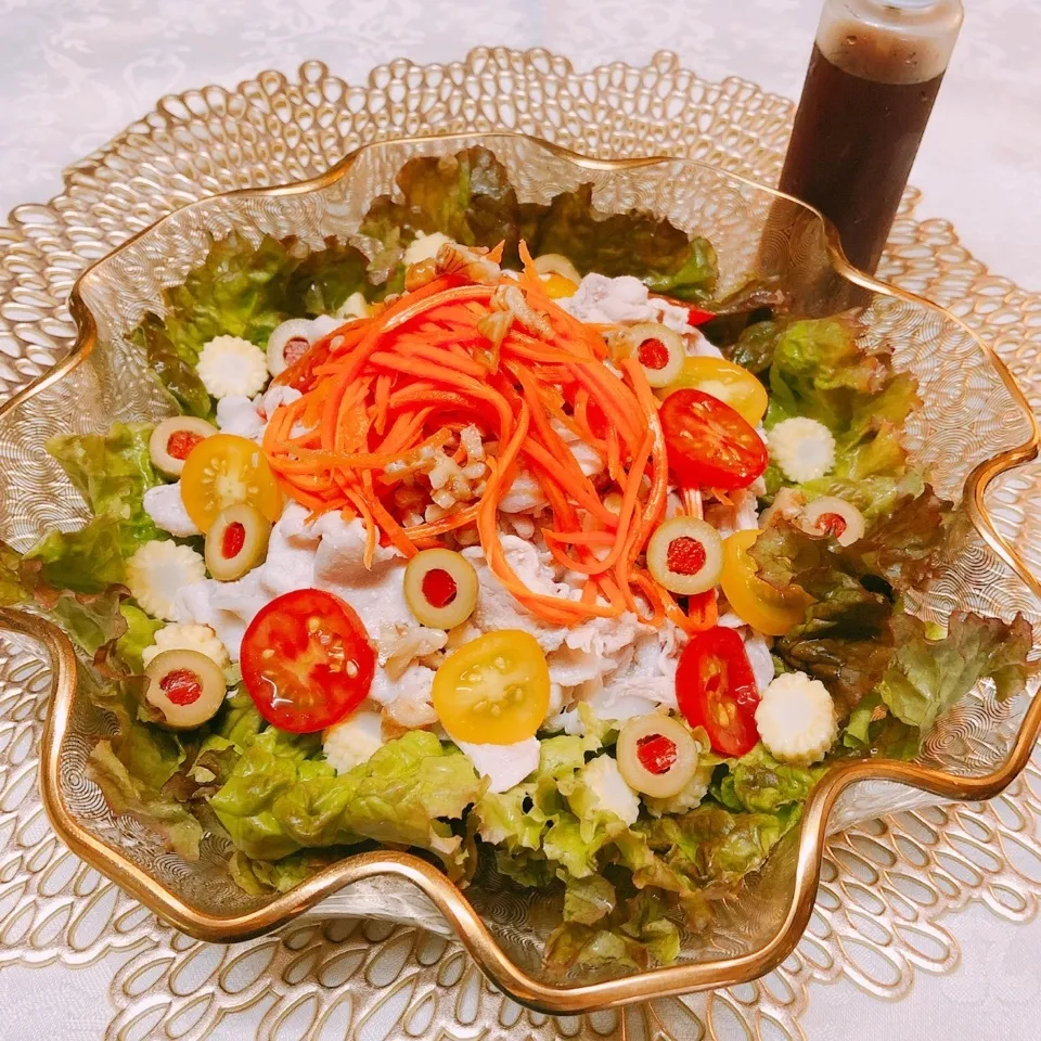 ✨冷しゃぶサラダ🥗スプレーで減塩✨|henryさん