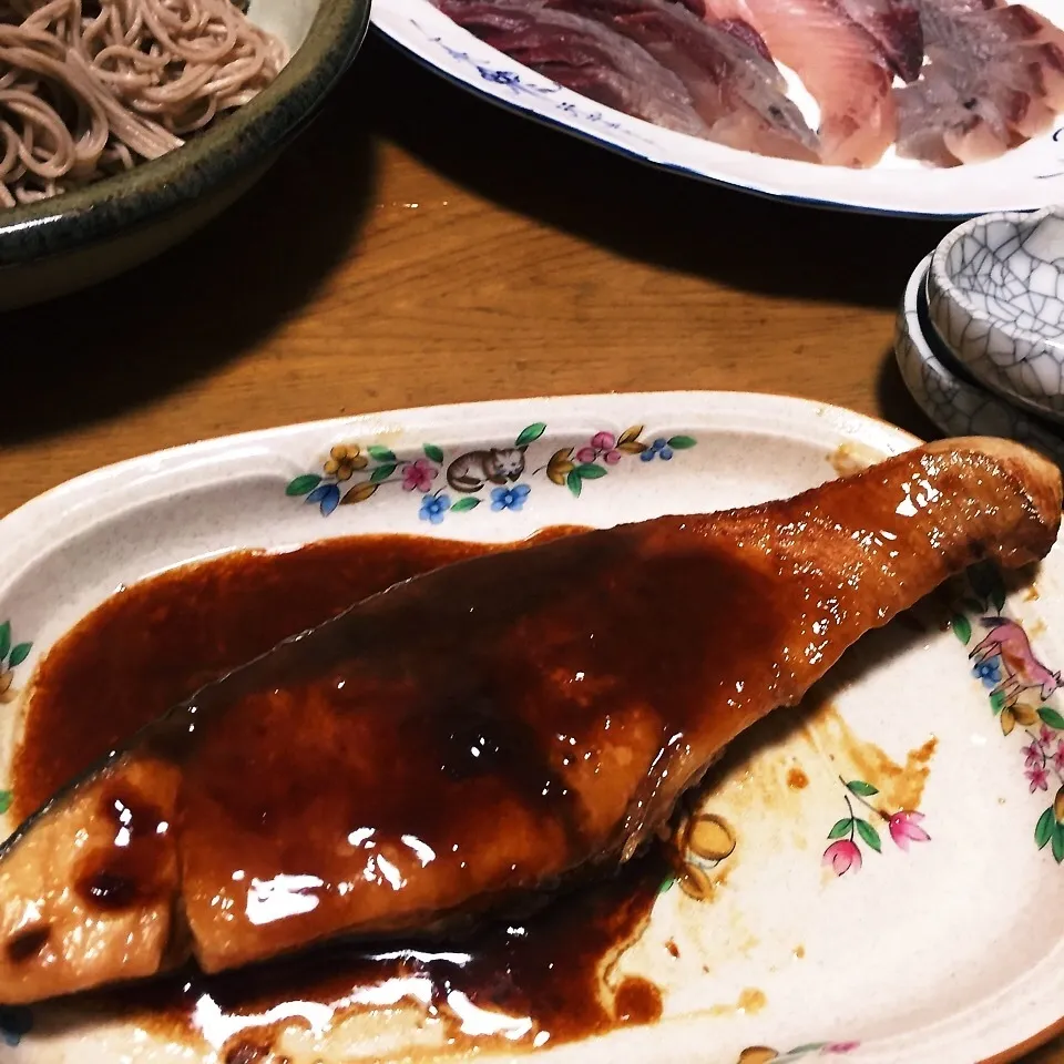 Snapdishの料理写真:鰤の照り焼き(*^_^*)|pimoriさん