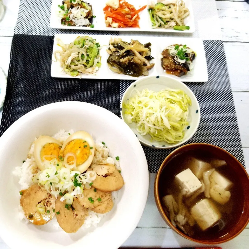 しっとり柔らかチャーシュー丼で夕御飯🎶|sora🍀さん