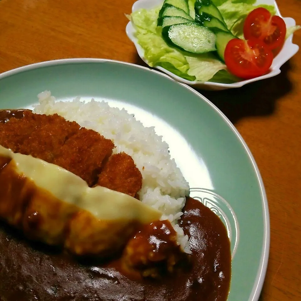 カリ！とろっ！チーズカツカレー♪|marikuruさん