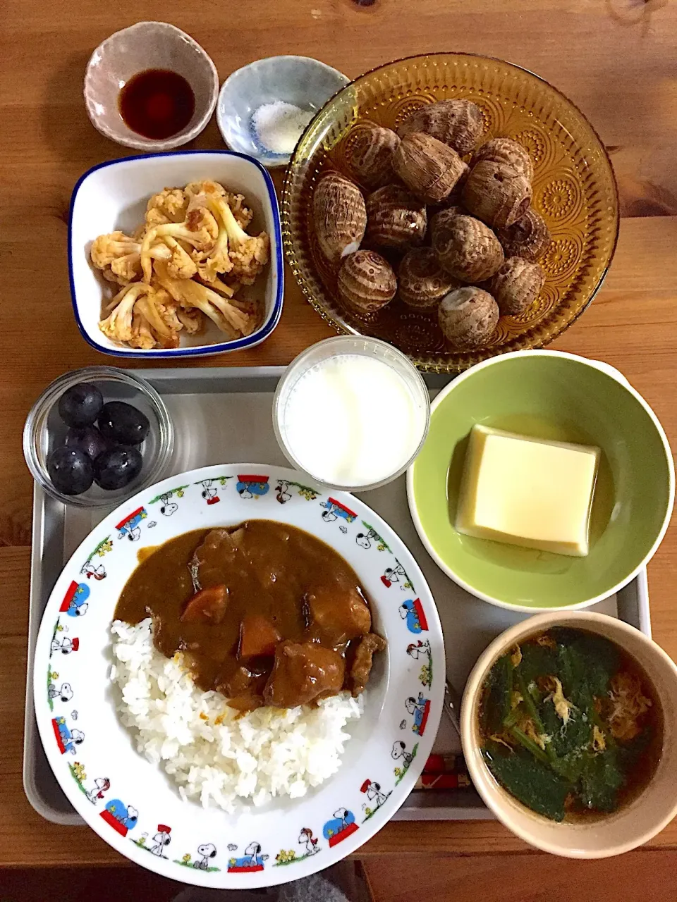 晩ごはん。カレー、ほうれん草と卵とじのおつゆ。昨日の残り。|みぽさん