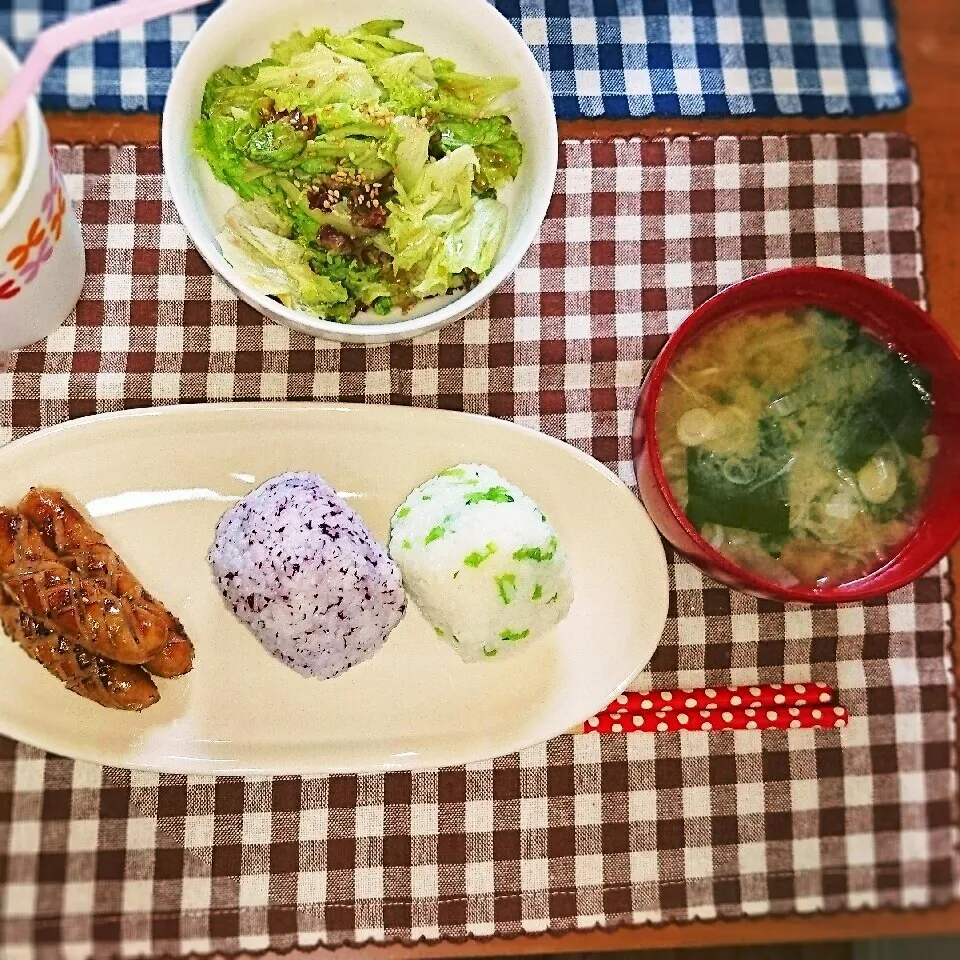 Snapdishの料理写真:朝ご飯♥植物図鑑のふきのおむすび再現♪|sora🍀さん