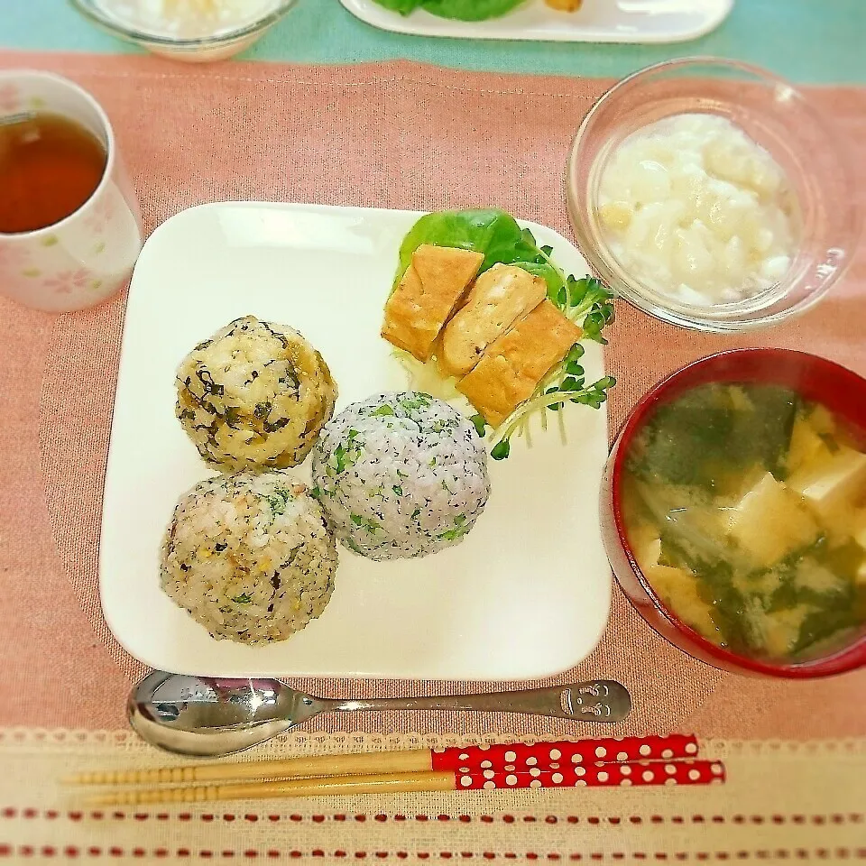 Snapdishの料理写真:旦那サンのお休みの日は、張り切って朝御飯♪決まって和食っ♪|sora🍀さん