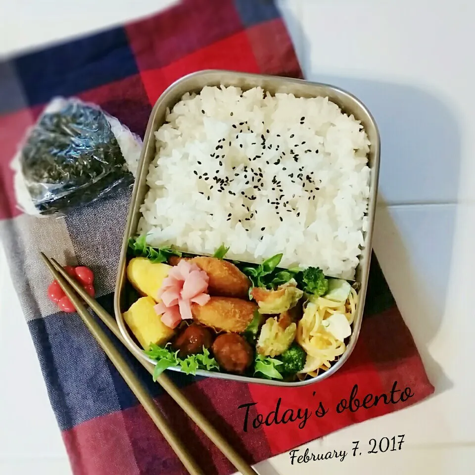 高校生男子弁当😋今日もミートボール入ってます❗|teddy☆さん