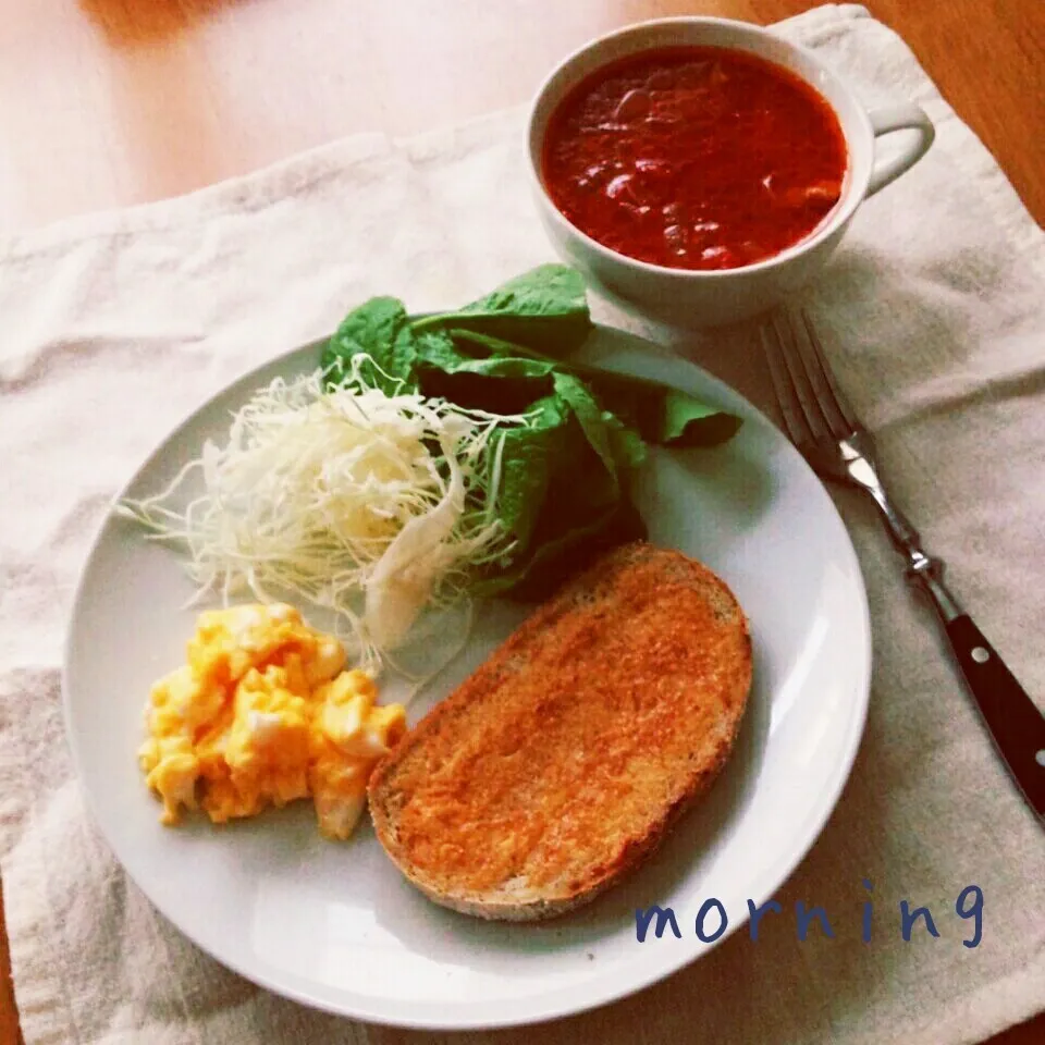 明太子トーストで朝ごはん|えるえるさん