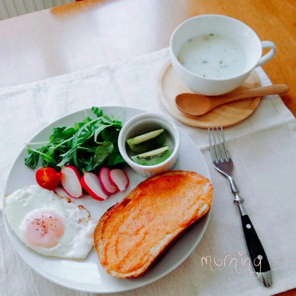 カンパで朝ごはん|えるえるさん