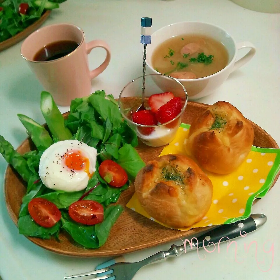 アンチョビポテトで朝ごはん|えるえるさん