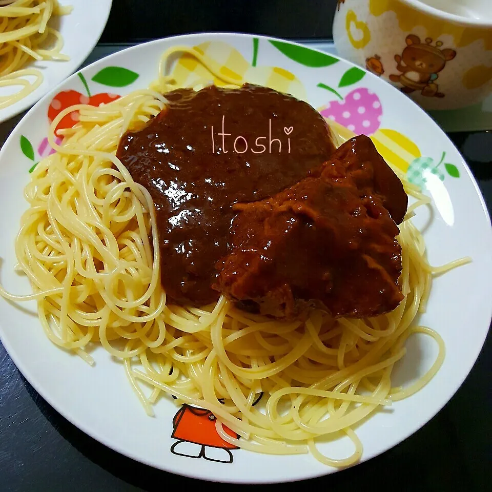 Snapdishの料理写真:デミソースパスタ|meIna ＆ keInaさん