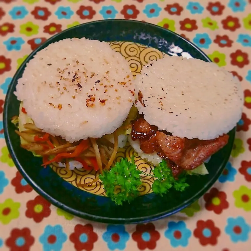 ライスバーガーきんぴら＆焼き肉|くりんさん