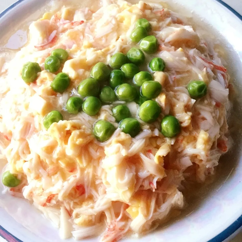 Snapdishの料理写真:カニカマたっぷり天津飯|きょうさん