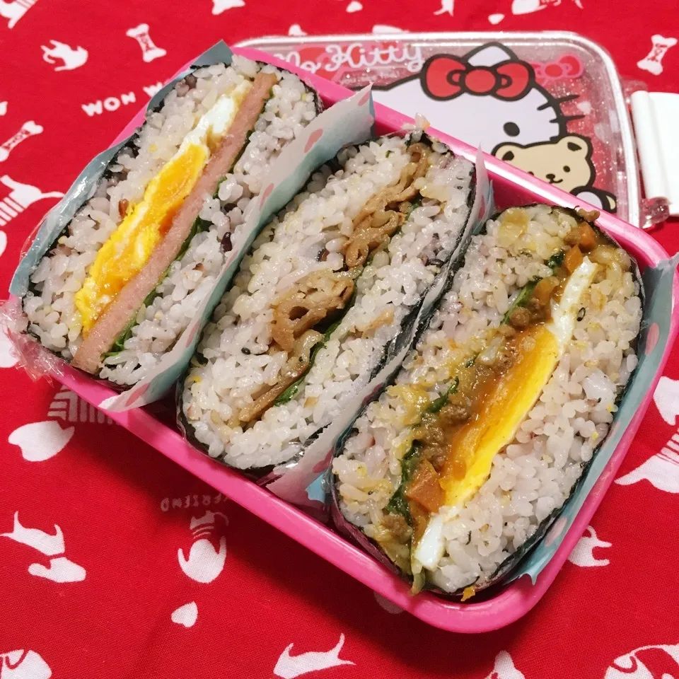 Snapdishの料理写真:高校3年♬次女の模試 おにぎらず弁当|あこみさん