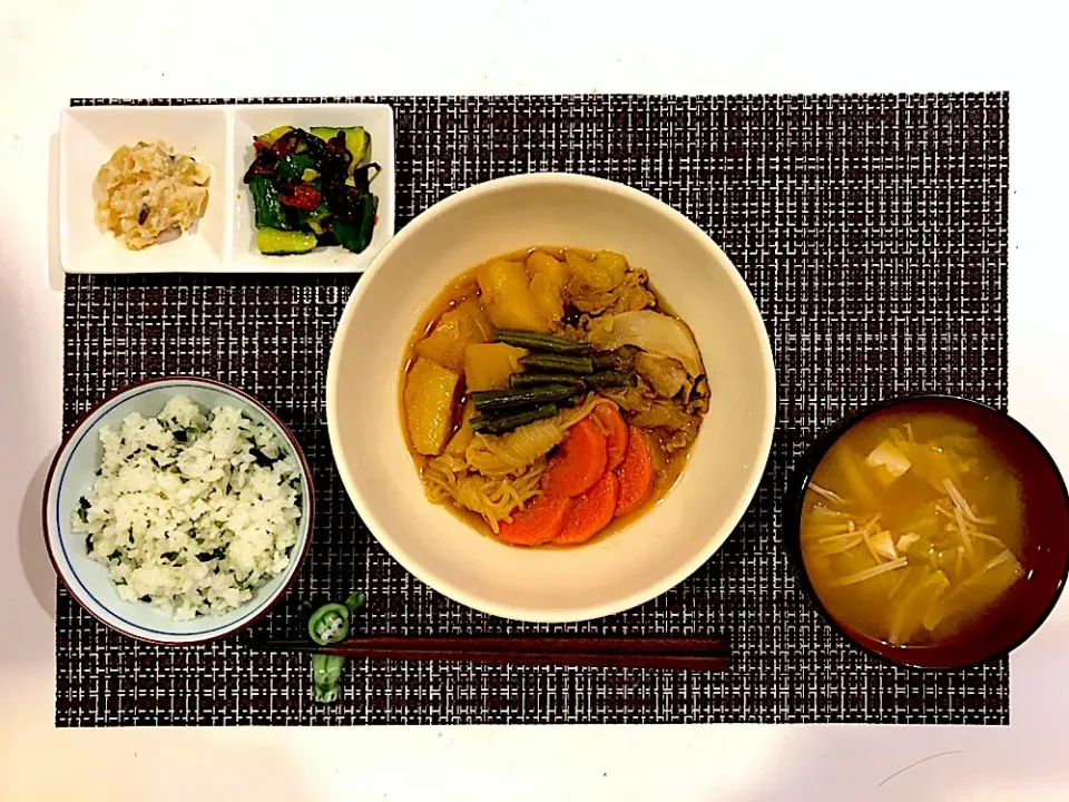 Snapdishの料理写真:#肉じゃが 
 #わかめご飯 
#豆腐とえのきと白菜の味噌汁
#数の子わさび
 #きゅうりの塩昆布和え|ゆぺこさん