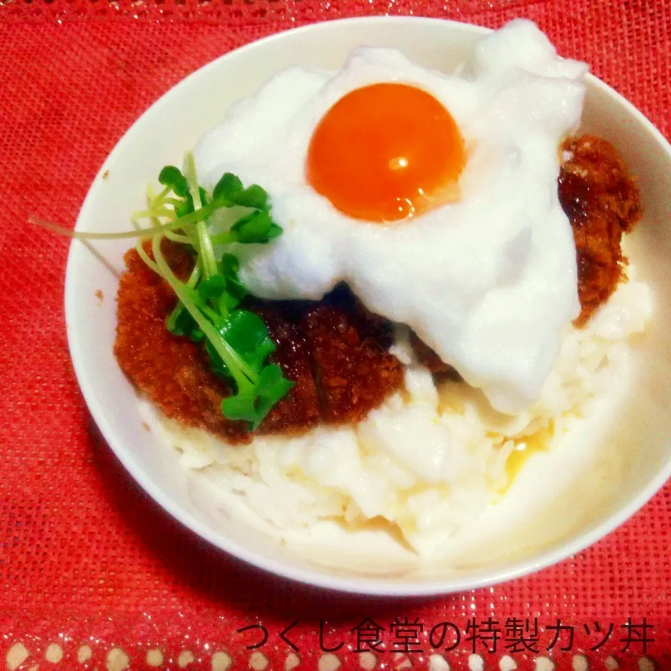 ふわとろ〜♬つくし食堂の特製カツ丼|あんみっちゃんさん