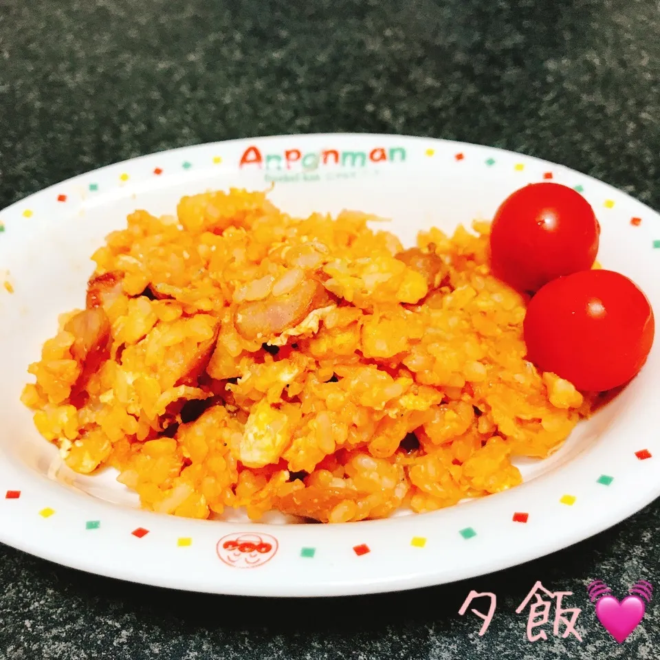 我が家の定番❣️✨ケチャップご飯❤|ドラゴンmama💓さん