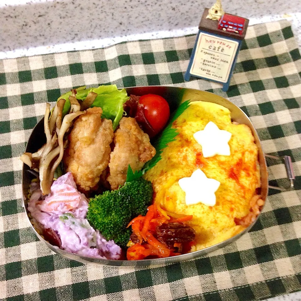 Snapdishの料理写真:オムライス弁当🐣|naonaomimichanさん