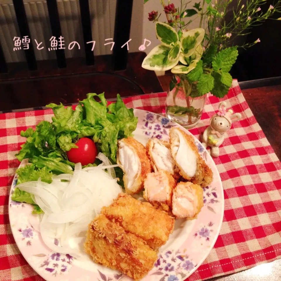 Snapdishの料理写真:鱈と鮭のフライ♪|naonaomimichanさん