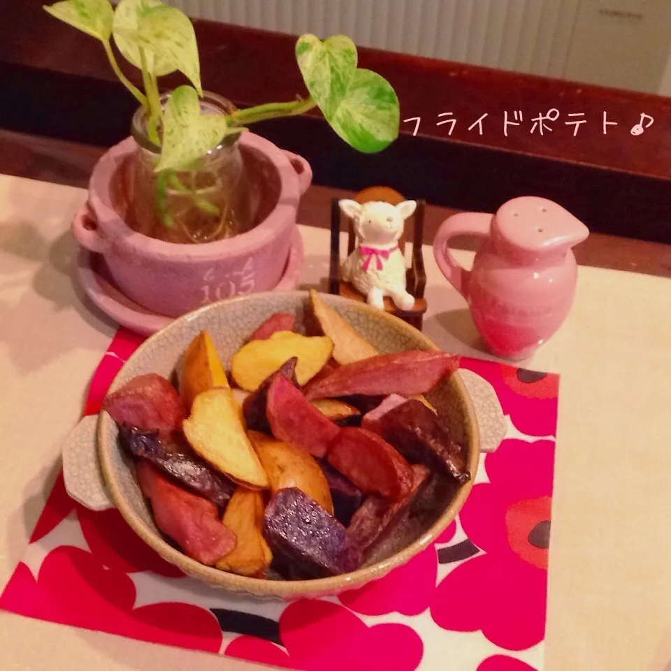 Snapdishの料理写真:カラフルフライドポテト♪|naonaomimichanさん