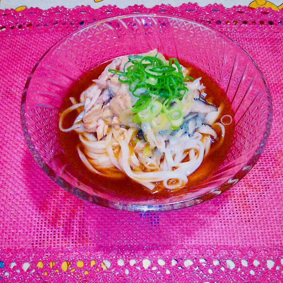 Snapdishの料理写真:酢と生姜でサッパリ♪冷やし中華うどん|あんみっちゃんさん