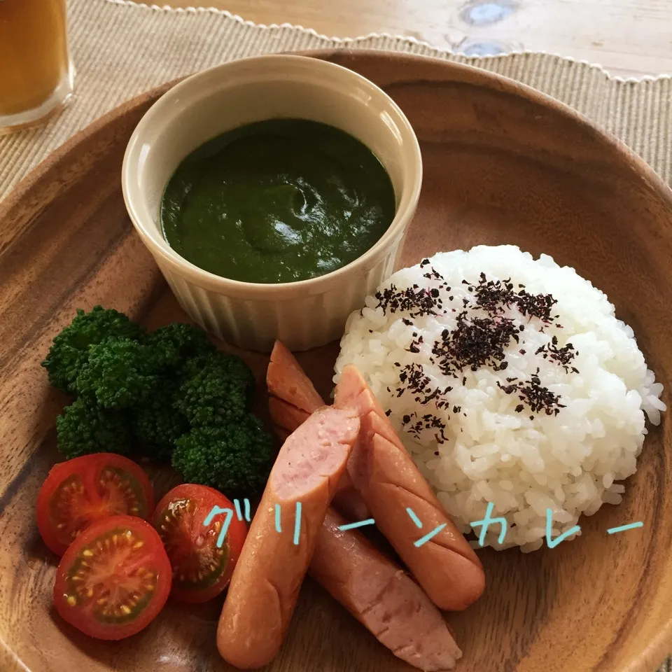 緑すぎる グリーンカレー🤗|あとさん