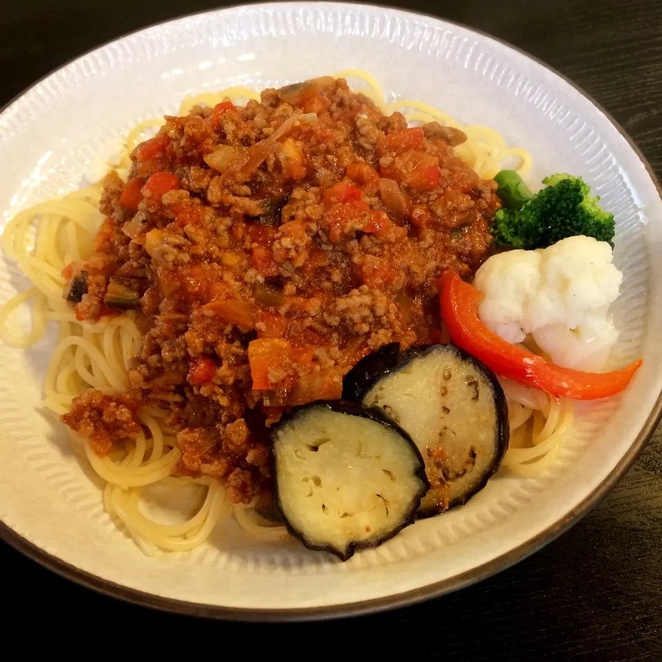 今日のお昼ごはん(野菜たっぷりミートスパゲティ).|さーたんさん