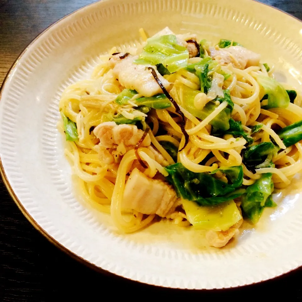 今日のお昼ごはん(キャベツのパスタ)|さーたんさん