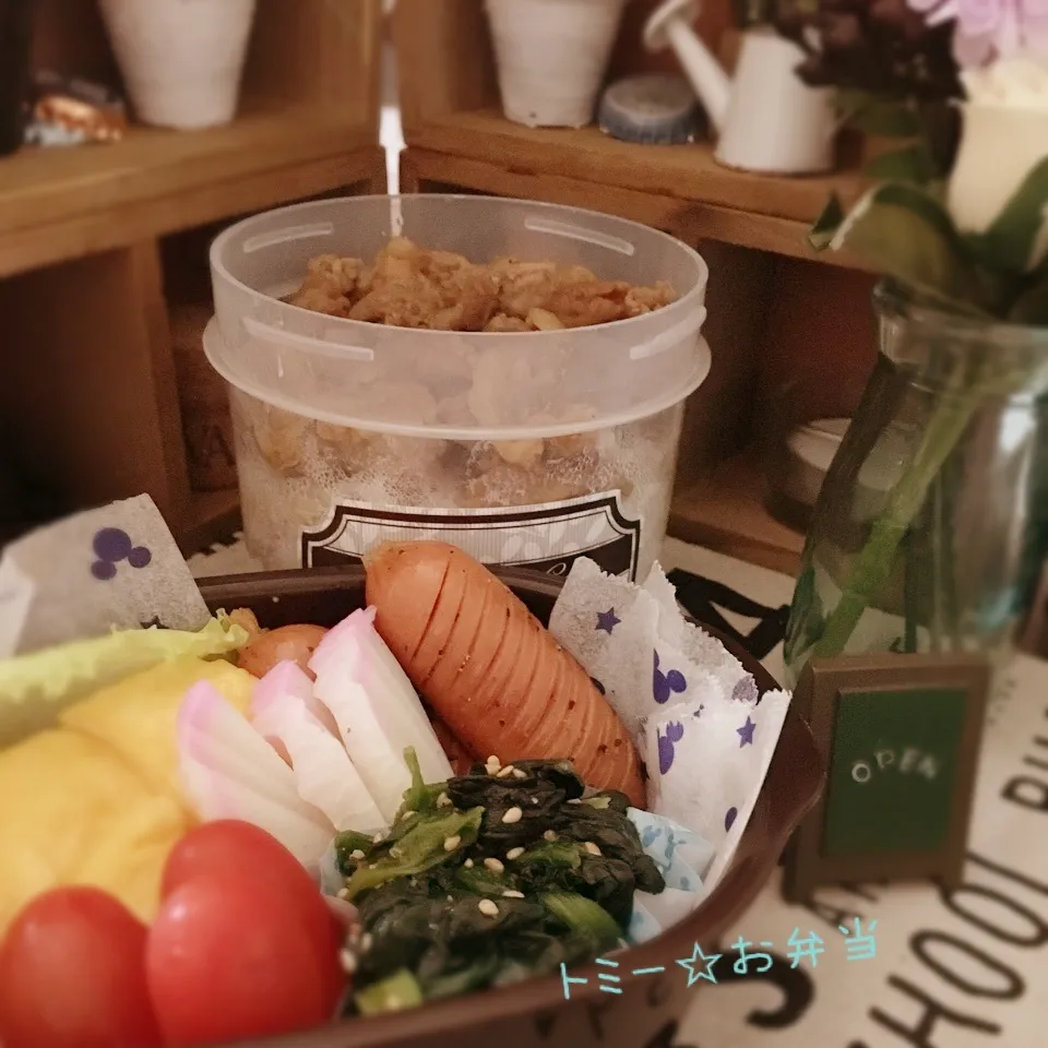 Snapdishの料理写真:コッテリ豚さん のっけ丼で♡旦那のお弁当|あずさん