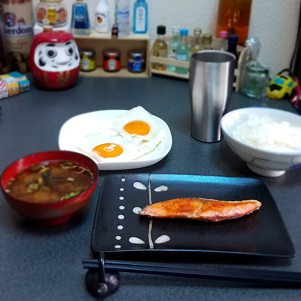 Snapdishの料理写真:しゃ~け定食。。。|masaki .fさん