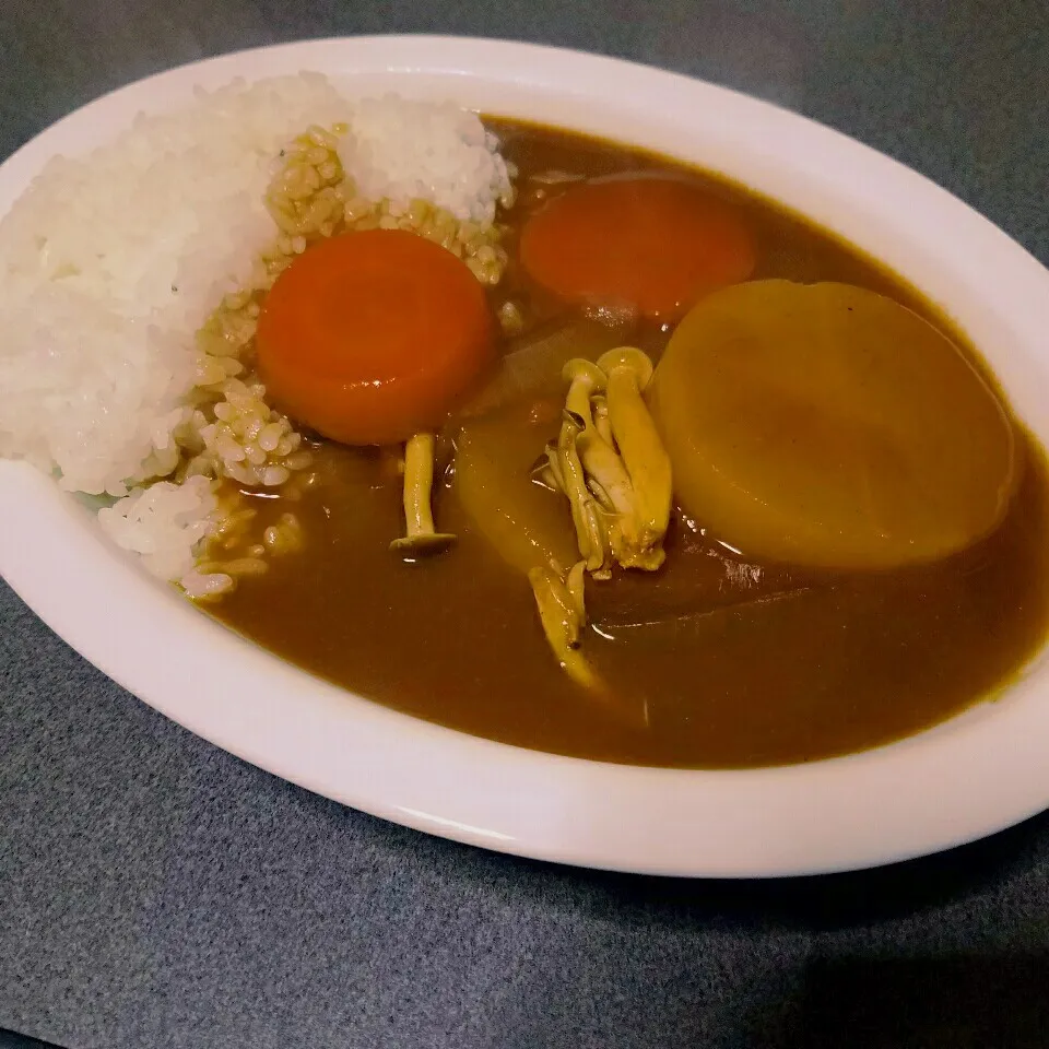 Snapdishの料理写真:素朴なカリー。。。|masaki .fさん