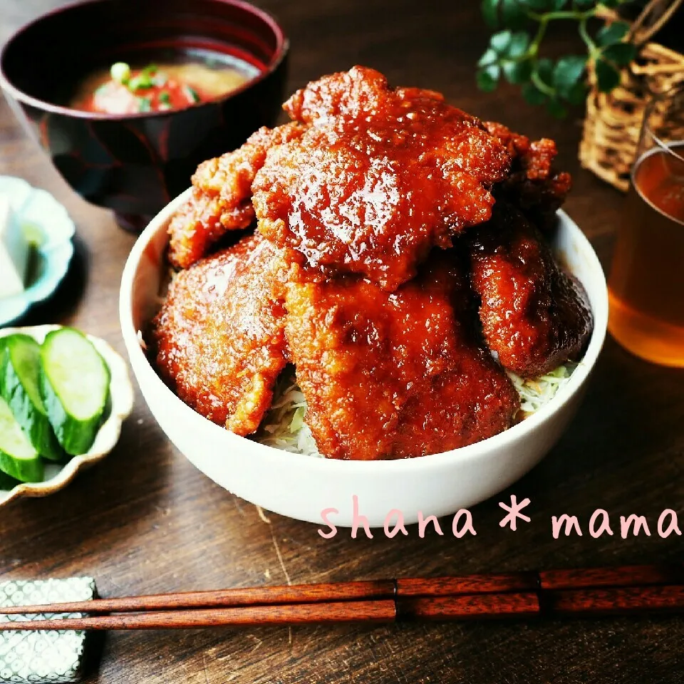 バッター液でめちゃ簡単♪がっつりデカ盛りソースカツ丼♪|しゃなママさん