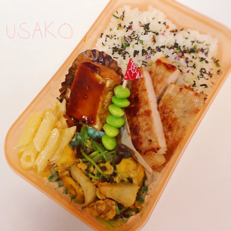 Snapdishの料理写真:豚ロース味噌漬け焼き弁当|ちゃーごさん