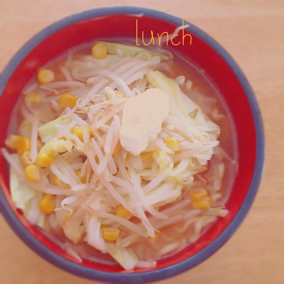 野菜たっぷり♬味噌バターラーメン|ちゃーごさん