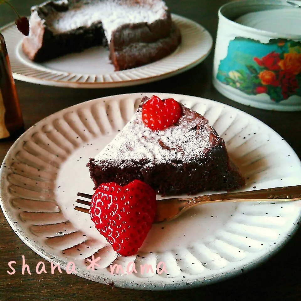 ふわしゅわ新食感～♪今年の本命濃厚チョコケーキ♪|しゃなママさん