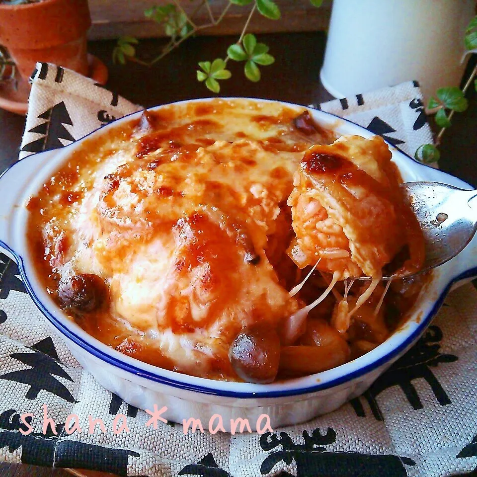 Snapdishの料理写真:お家洋食♪熱々とろ～りオムライスグラタン♪|しゃなママさん