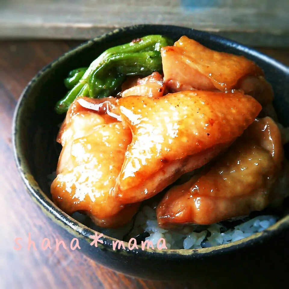 Snapdishの料理写真:こんがりジューシー♪我が家の焼き鳥丼♪|しゃなママさん