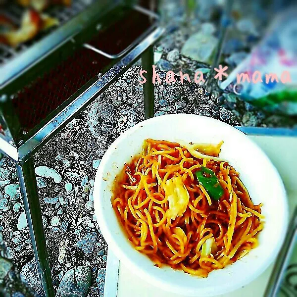 BBQでスパイシー焼きそば♪美味しく作る裏技有り♪|しゃなママさん